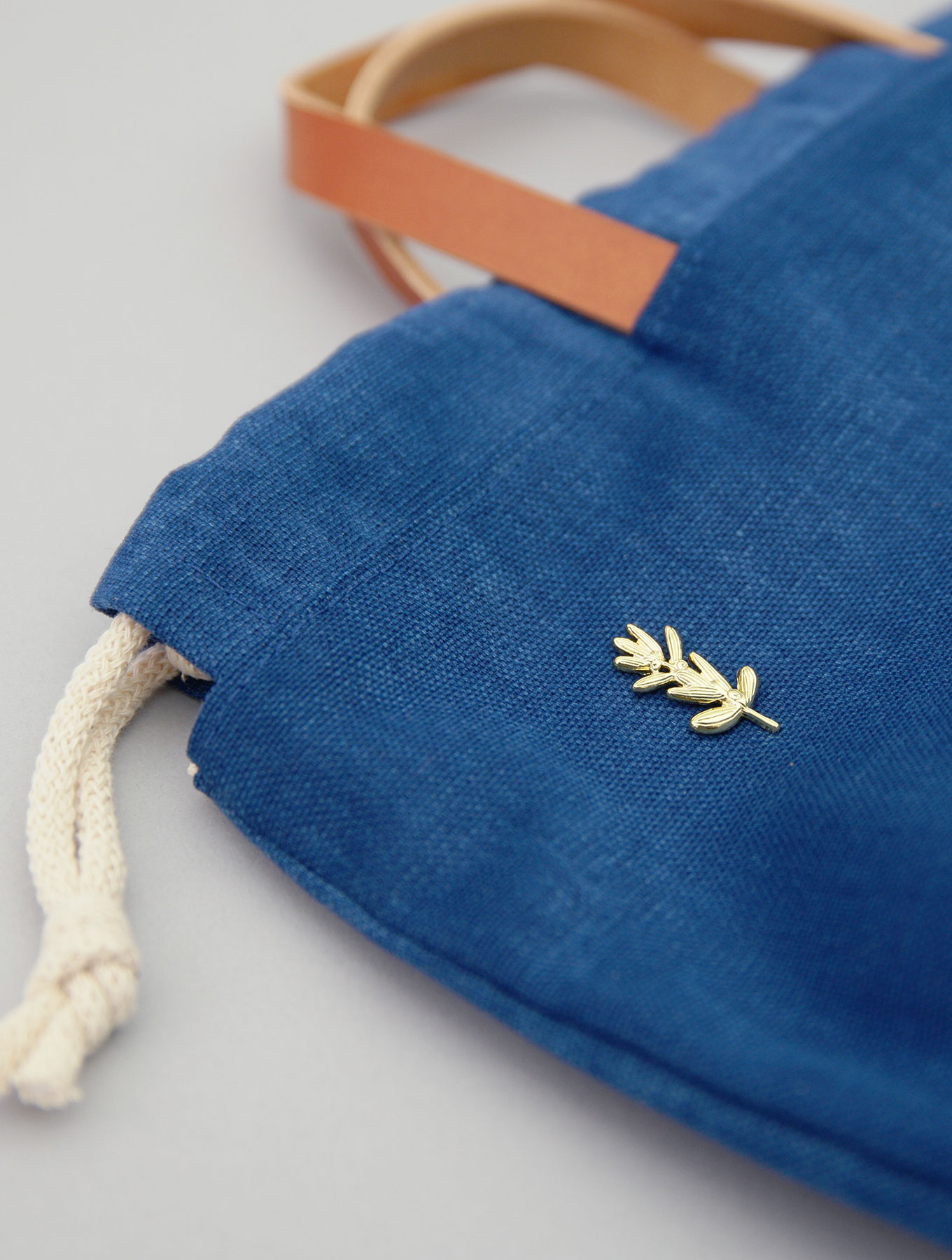 Minuk | Pin  